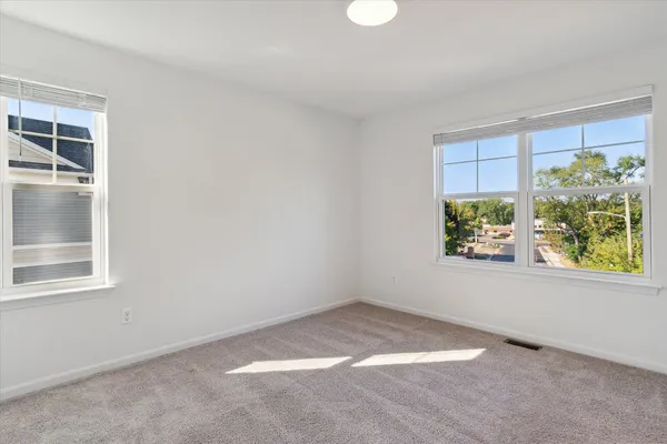 $2,700 | 525 Jenny Way, Brighton, MI 48116