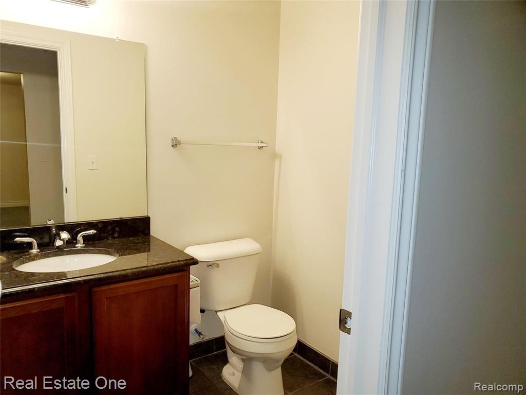 45576 South Stonewood Road Canton, MI 48187 - Photo 21 of 30