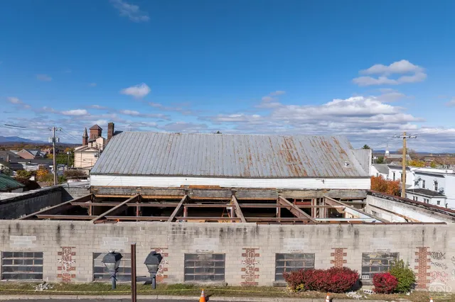 $8,500 | 517 Columbia Street, Hudson, NY 12534