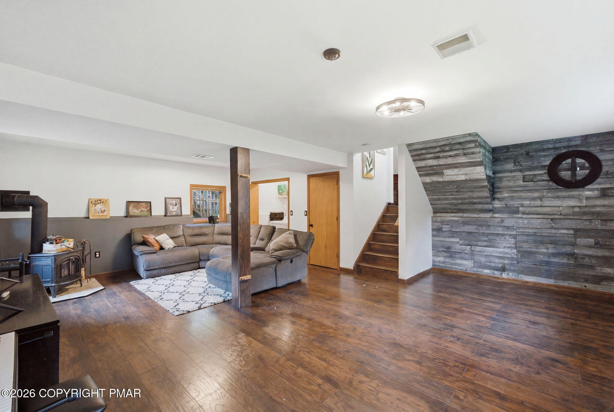 4896 Pine Ridge Drive West Bushkill, PA 18324 - Photo 28 of 43 17-web-or-mls-DSC00568_reedit_9f5a2799