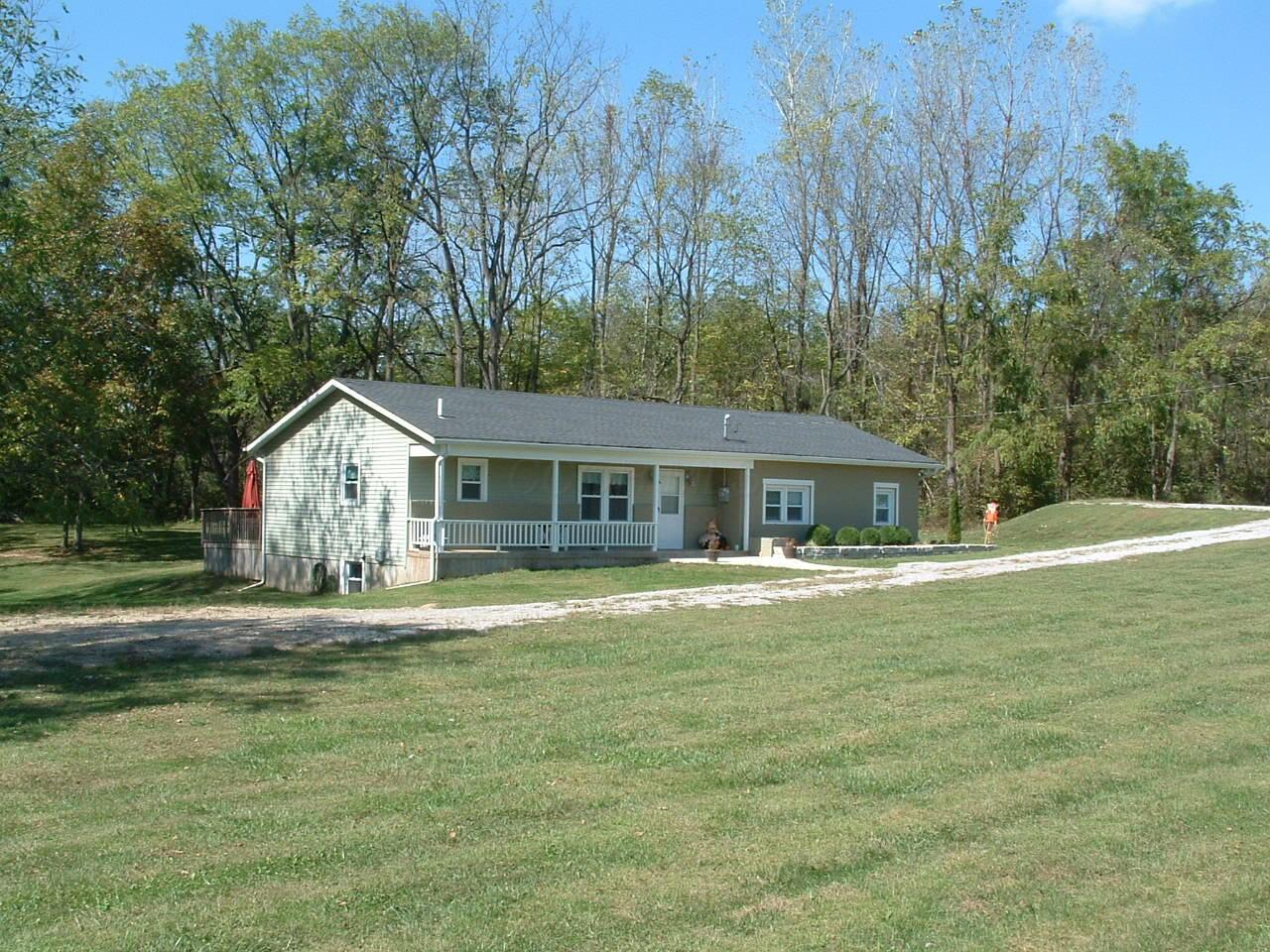 6675 Castle Road Johnstown, OH 43031 - Photo 1 of 46 DSCF0004