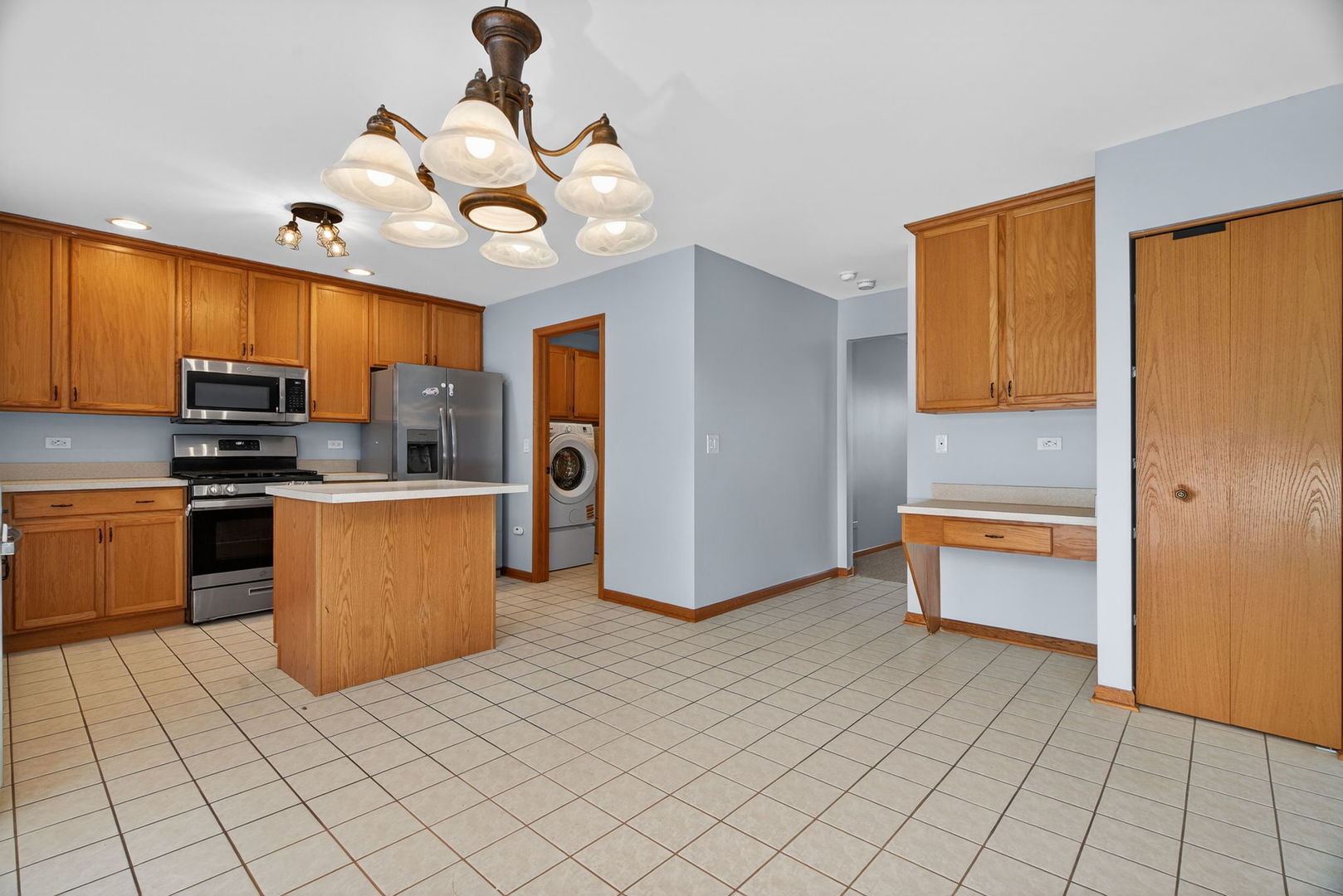 1509 Donegal Drive Minooka, IL 60447 - Photo 11 of 43