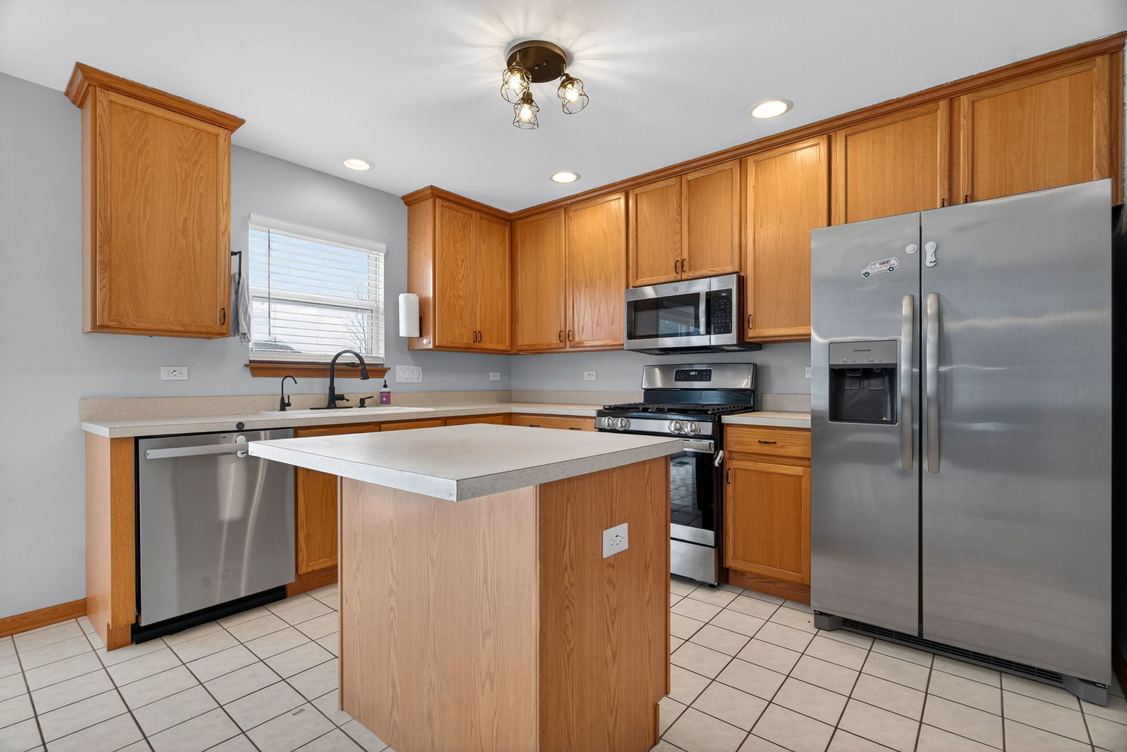 1509 Donegal Drive Minooka, IL 60447 - Photo 12 of 43