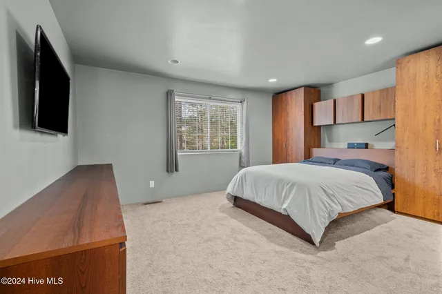 $2,000 | 85 Pine Lake Drive, Whispering Pines, NC 28327