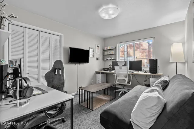 $2,000 | 85 Pine Lake Drive, Whispering Pines, NC 28327