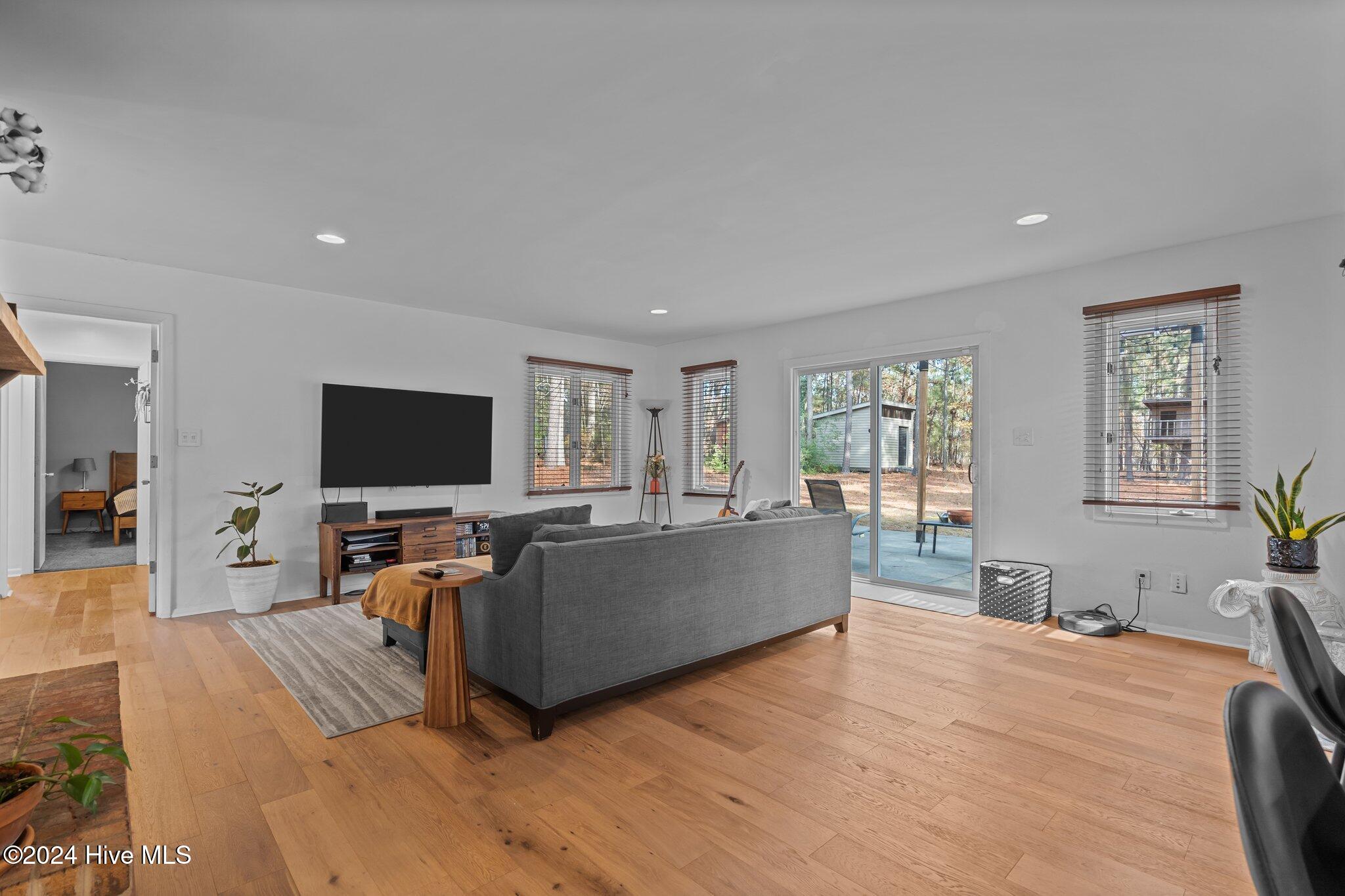 85 Pine Lake Drive Whispering Pines, NC 28327 - Photo 37 of 46 37-web-or-mls-DSC05658