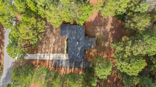 $2,000 | 85 Pine Lake Drive, Whispering Pines, NC 28327