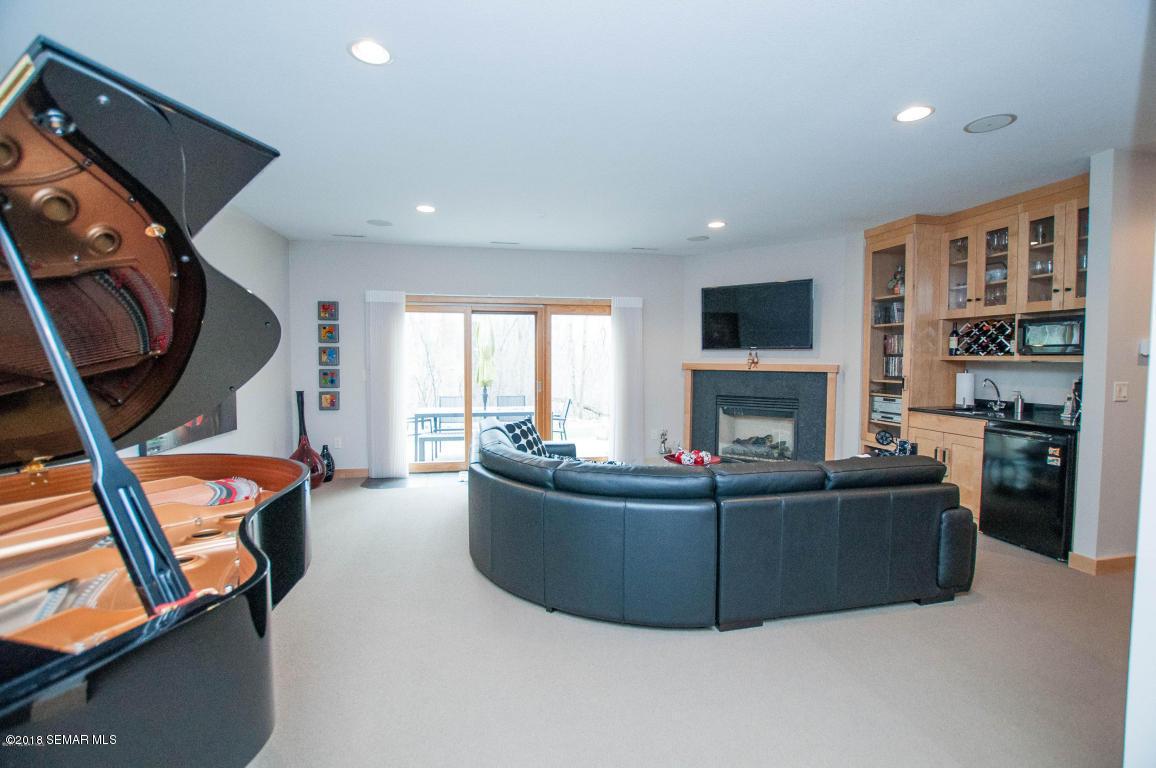 1508 Salem Court Southwest Rochester, MN 55902 - Photo 27 of 54