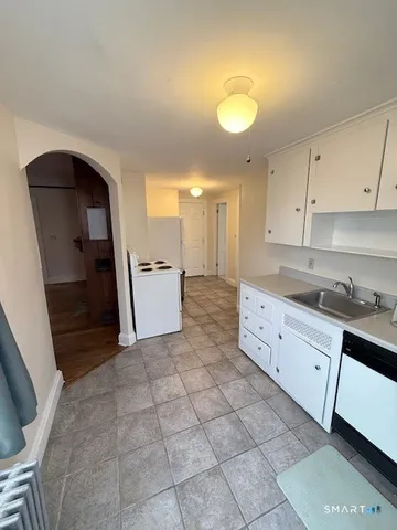 $1,650 | 181 High Street, Unit 1N, Groton, CT 06355