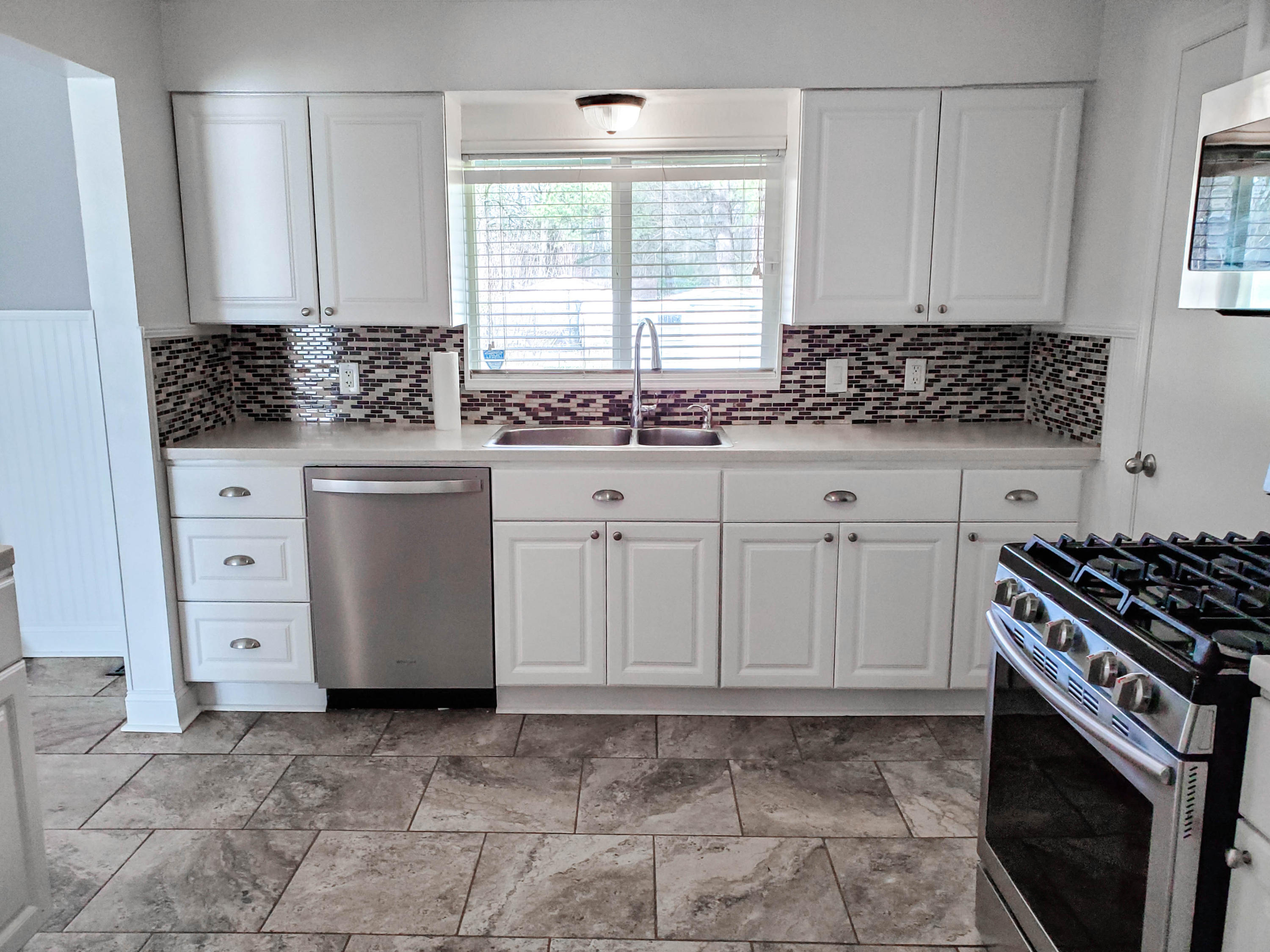 605 North Moore Road Chattanooga, TN 37411 - Photo 18 of 37 Kitchen