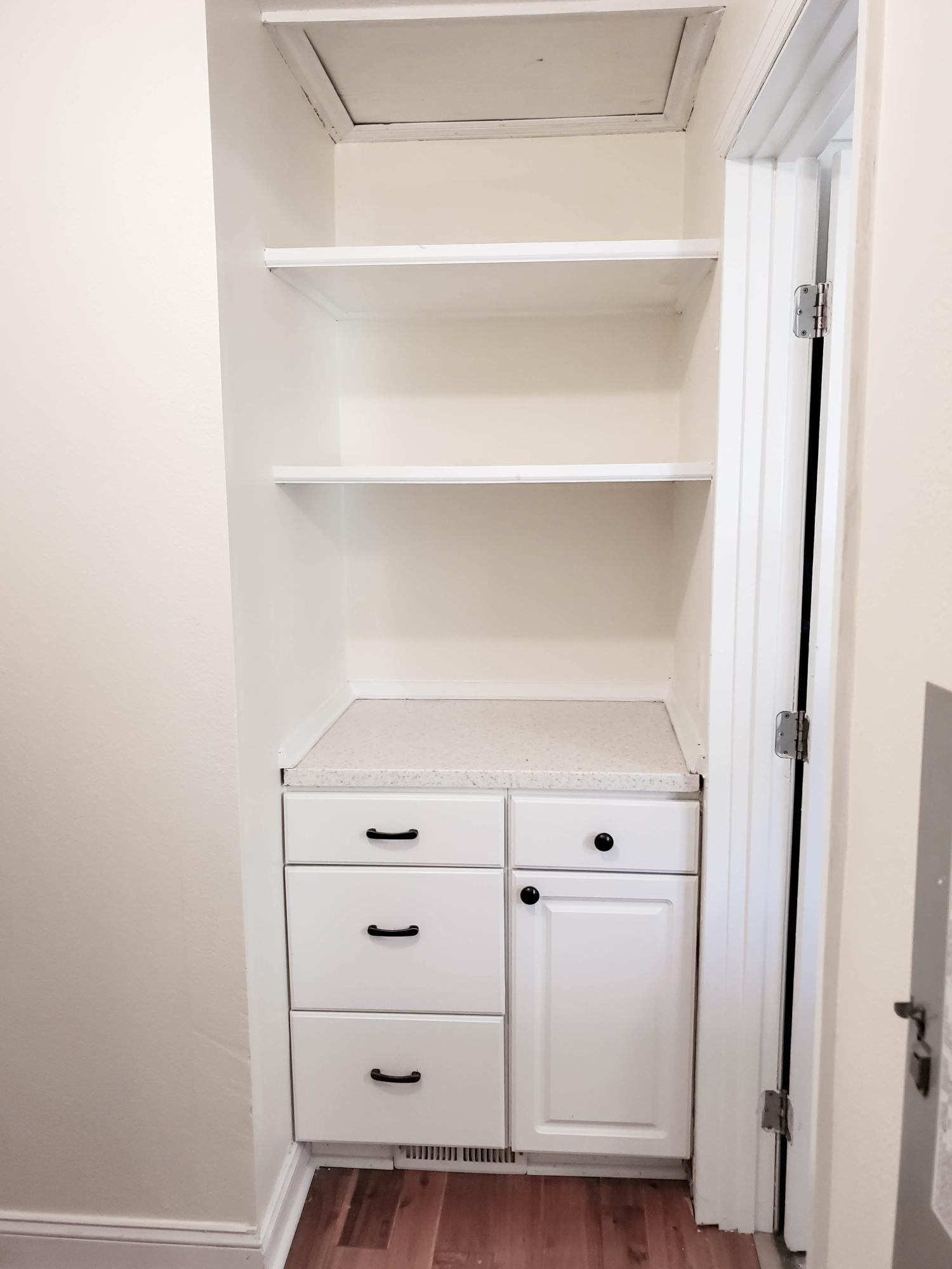 605 North Moore Road Chattanooga, TN 37411 - Photo 21 of 37 Laundry Room