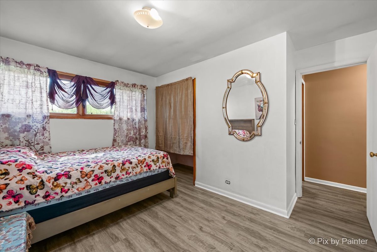 1103 Lawrence Avenue Elgin, IL 60123 - Photo 18 of 27