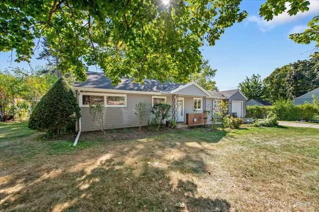 $299,900 | 1103 Lawrence Avenue, Elgin, IL 60123