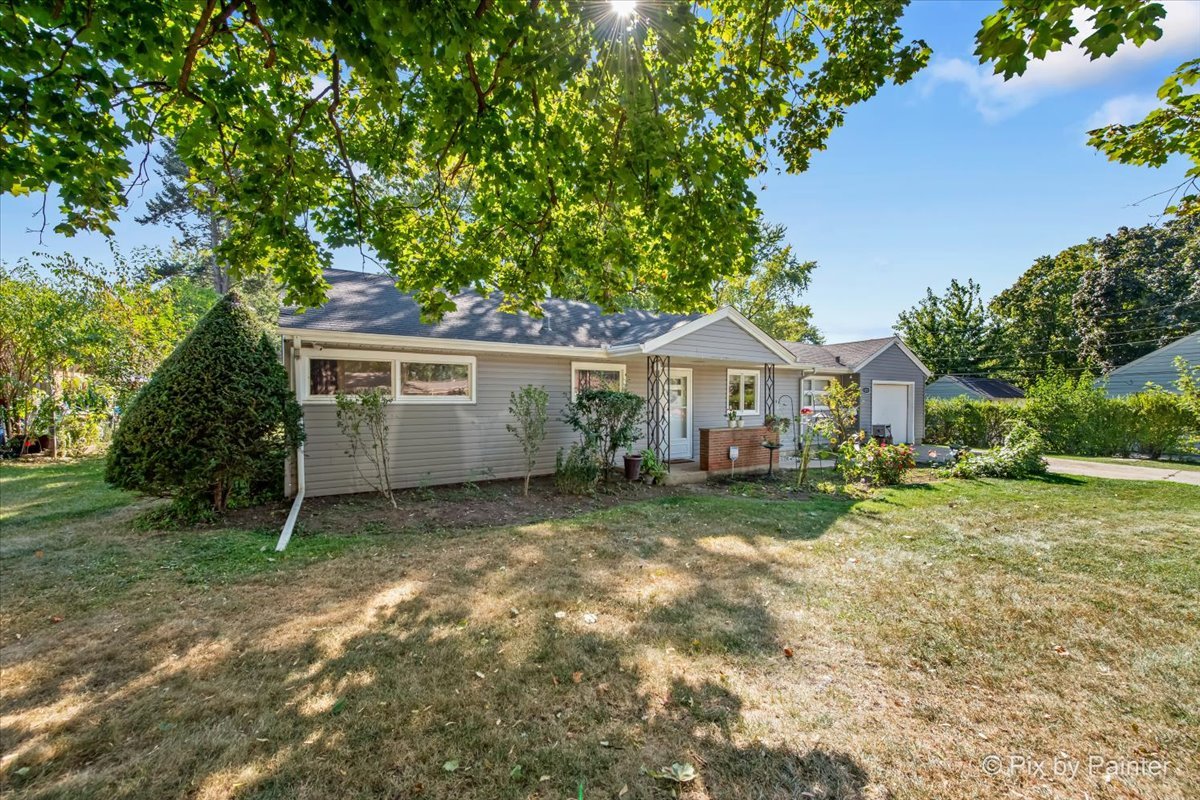 1103 Lawrence Avenue Elgin, IL 60123 - Photo 20 of 27