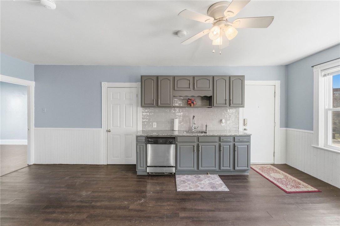 736 Social Street, Unit 2R Woonsocket, RI 02895 - Photo 8 of 24