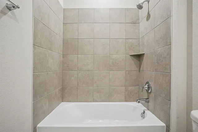 $2,700 | 504 Midnight Oak Drive, McKinney, TX 75069