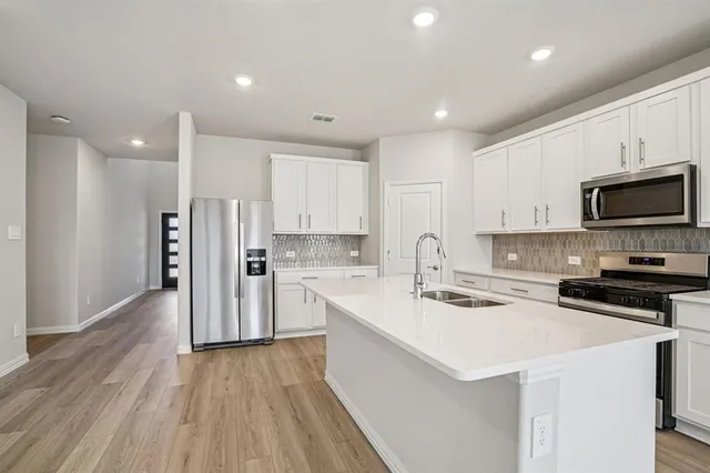 $2,700 | 504 Midnight Oak Drive, McKinney, TX 75069