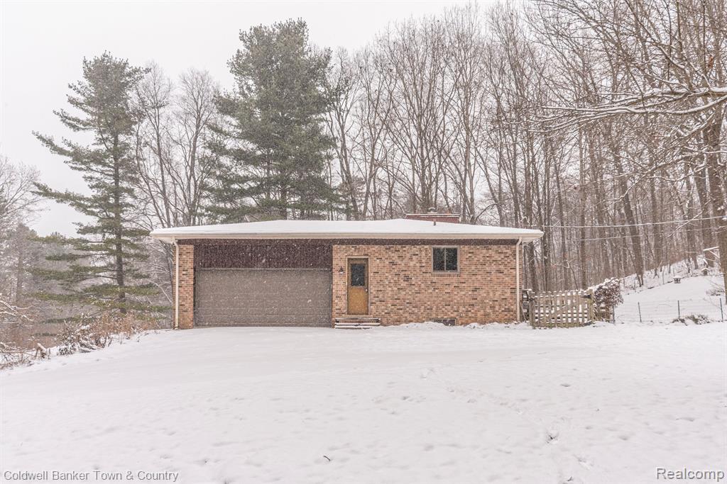 11644 Kerns Way Fenton, MI 48430 - Photo 3 of 50