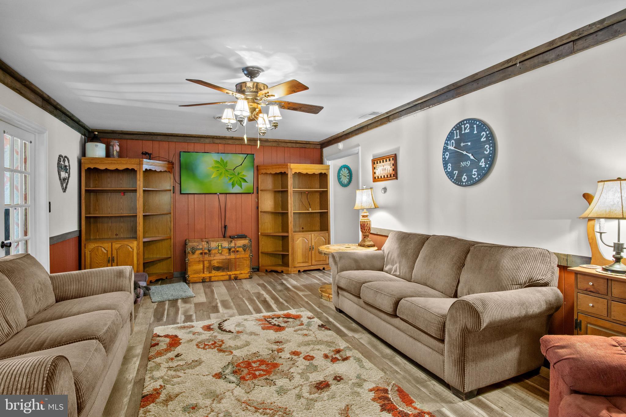9224 Sharptown Road Laurel, DE 19956 - Photo 11 of 56 Living Room