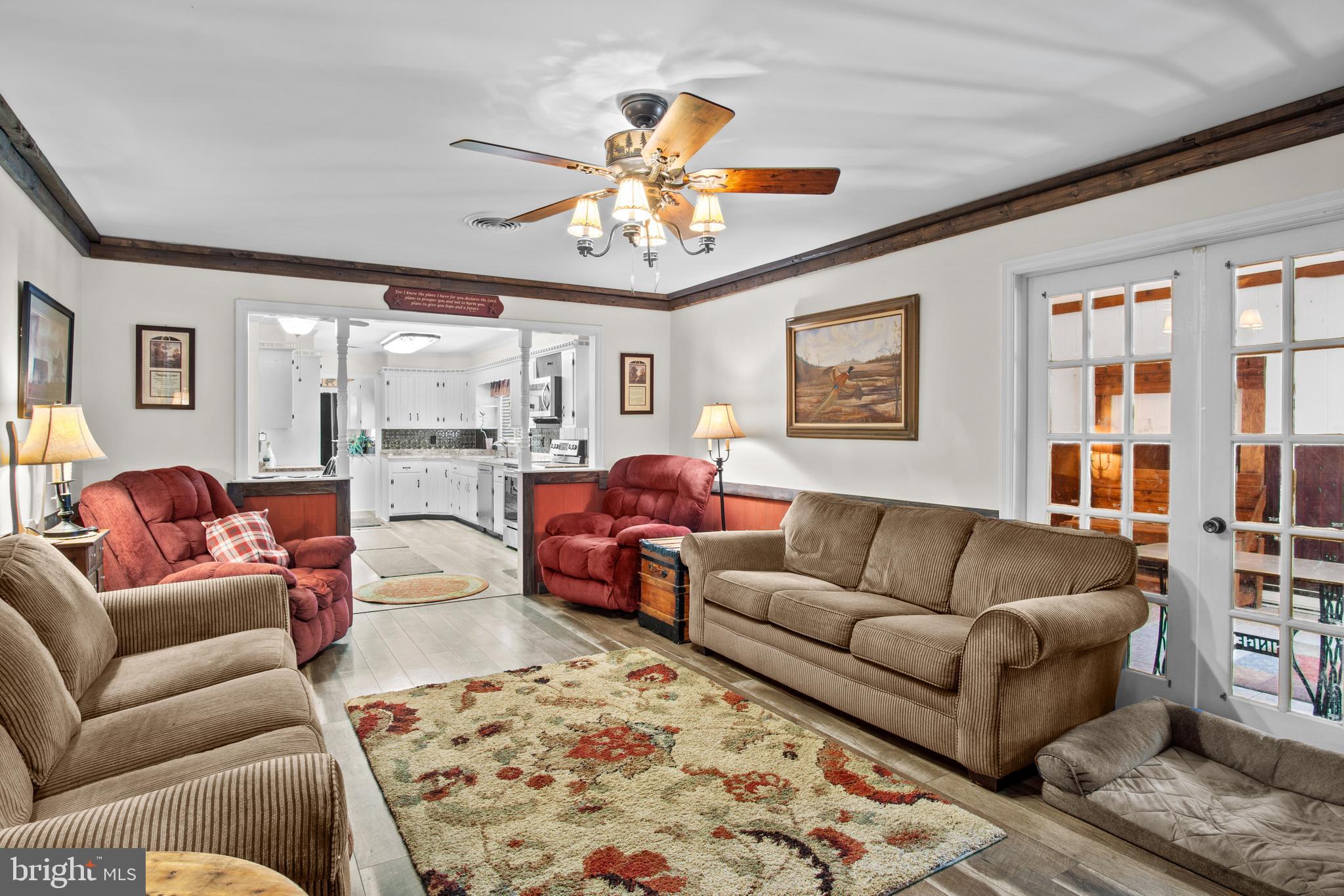 9224 Sharptown Road Laurel, DE 19956 - Photo 10 of 56 Living Room