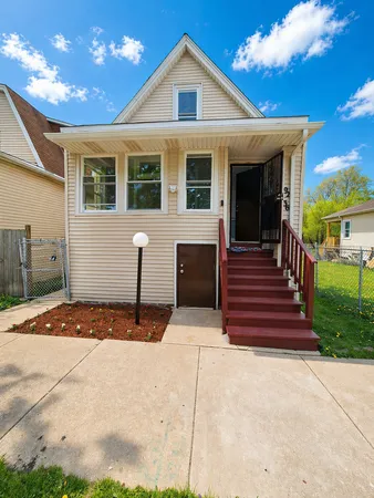 $300,000 | 9234-9236 South Blackstone Avenue, Chicago, IL 60619