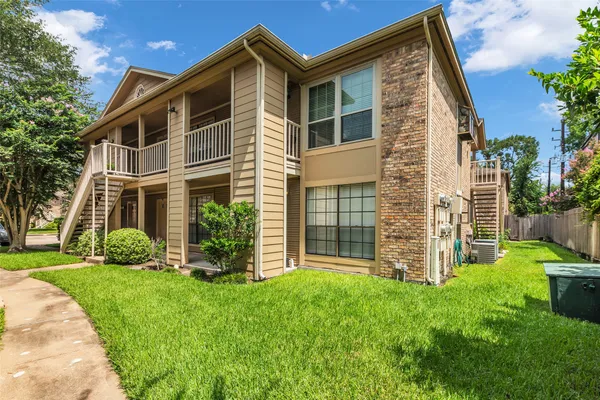$1,050 | 1311 Antoine Drive, Unit 128, Houston, TX 77055