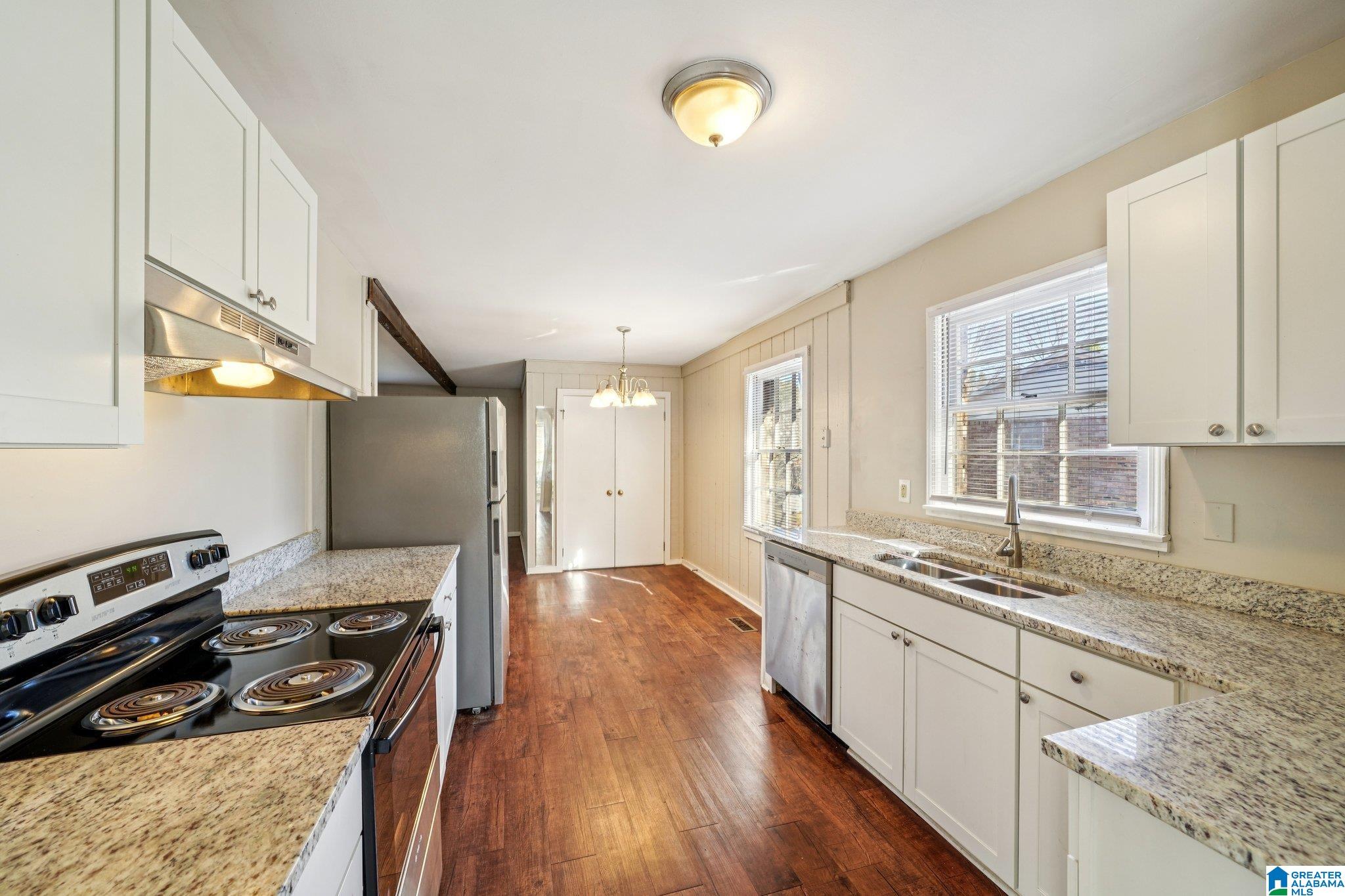 908 Rockingham Road Birmingham, AL 35235 - Photo 25 of 59