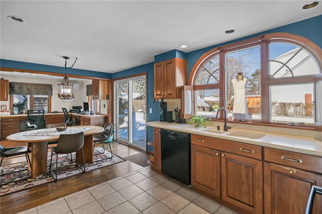 33 Orchard View Road Portsmouth, RI 02871 - Photo 18 of 47