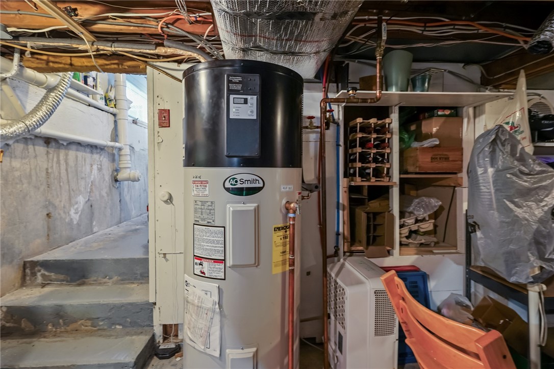 33 Orchard View Road Portsmouth, RI 02871 - Photo 38 of 47