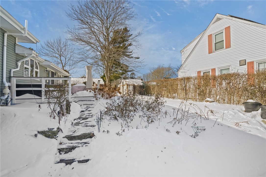 33 Orchard View Road Portsmouth, RI 02871 - Photo 43 of 47