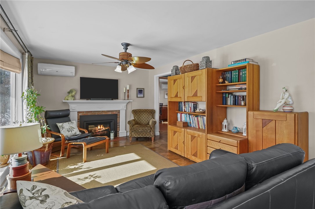 33 Orchard View Road Portsmouth, RI 02871 - Photo 7 of 47