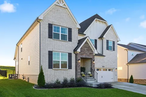 $675,000 | 428 Van Conder Place, Hendersonville, TN 37075