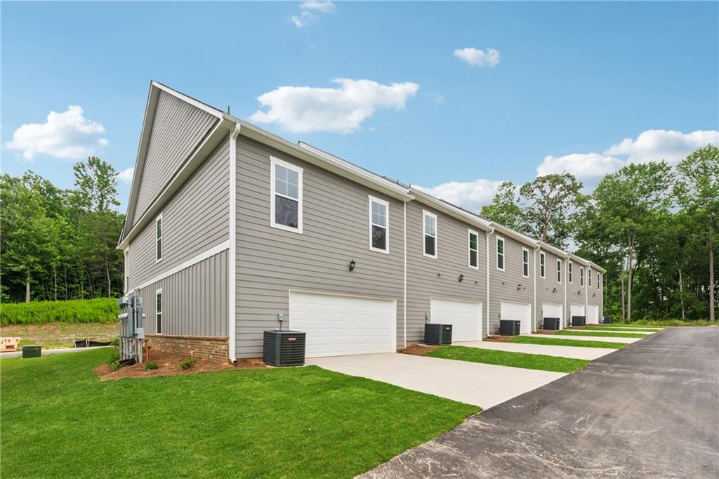 2542 Harbor Rdg Pass Gainesville, GA 30507 - Photo 10 of 88