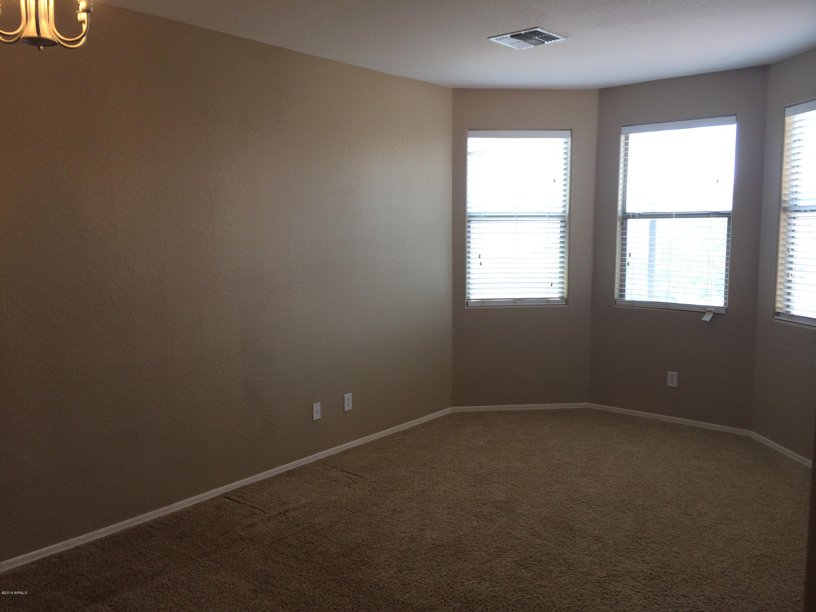 9721 South Reidar Road Laveen, AZ 85339 - Photo 15 of 37 Master Bedroom Sitting Area