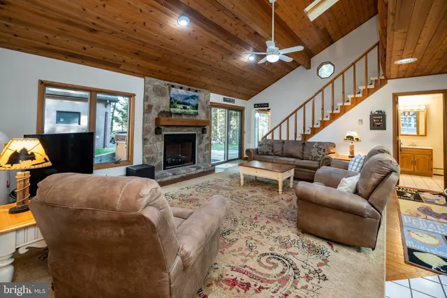 $489,000 | 144 Deer Run Lane, Swanton, MD 21561