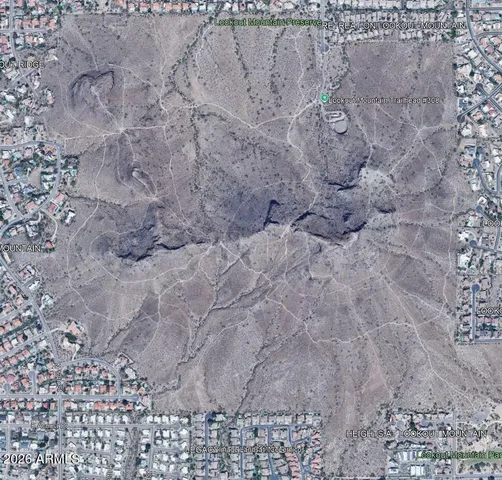 $2,395 | 915 East Hearn Road, Phoenix, AZ 85022