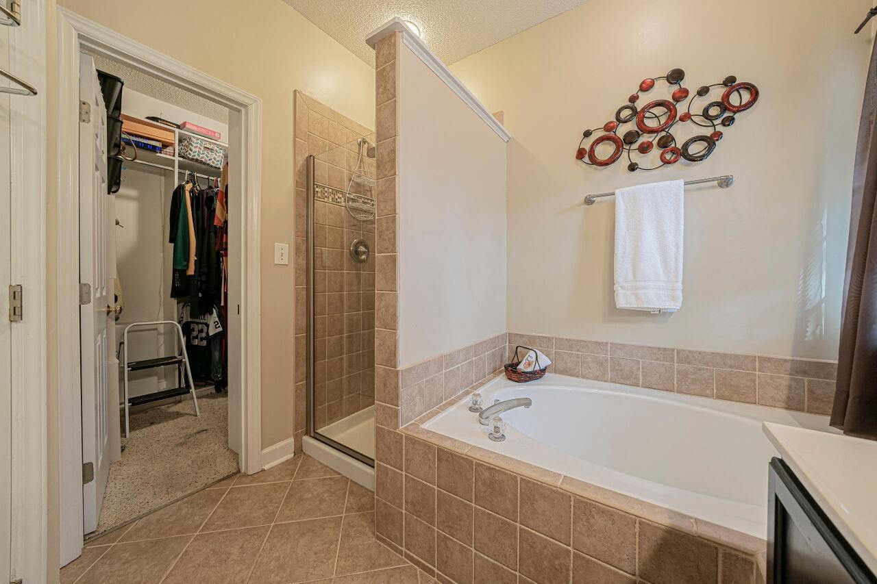 6901 Brigmore Court Raleigh, NC 27617 - Photo 18 of 25 Photo 18