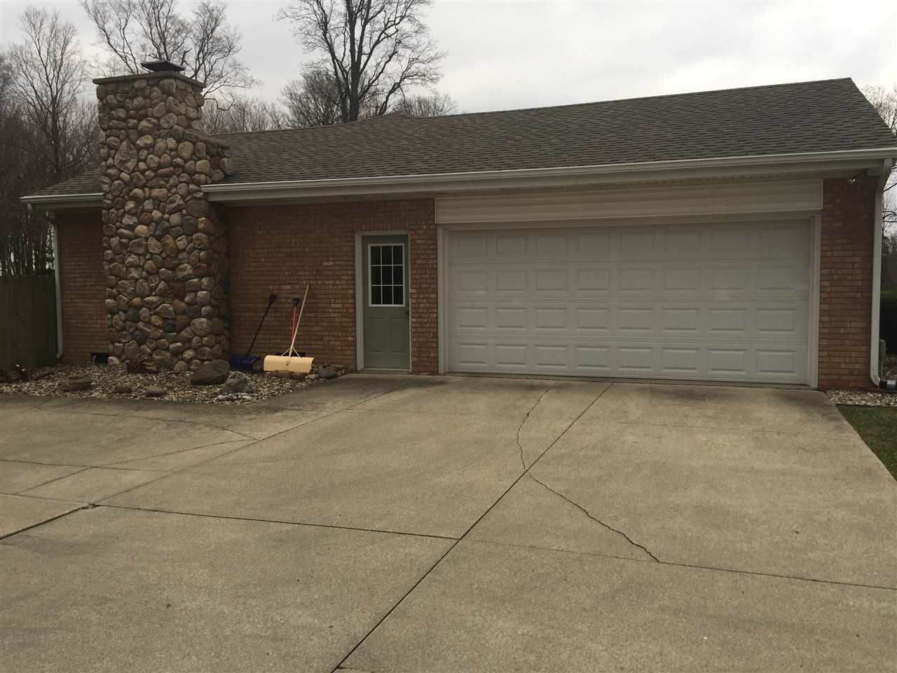 6644 1st Road Bremen, IN 46506 - Photo 5 of 36