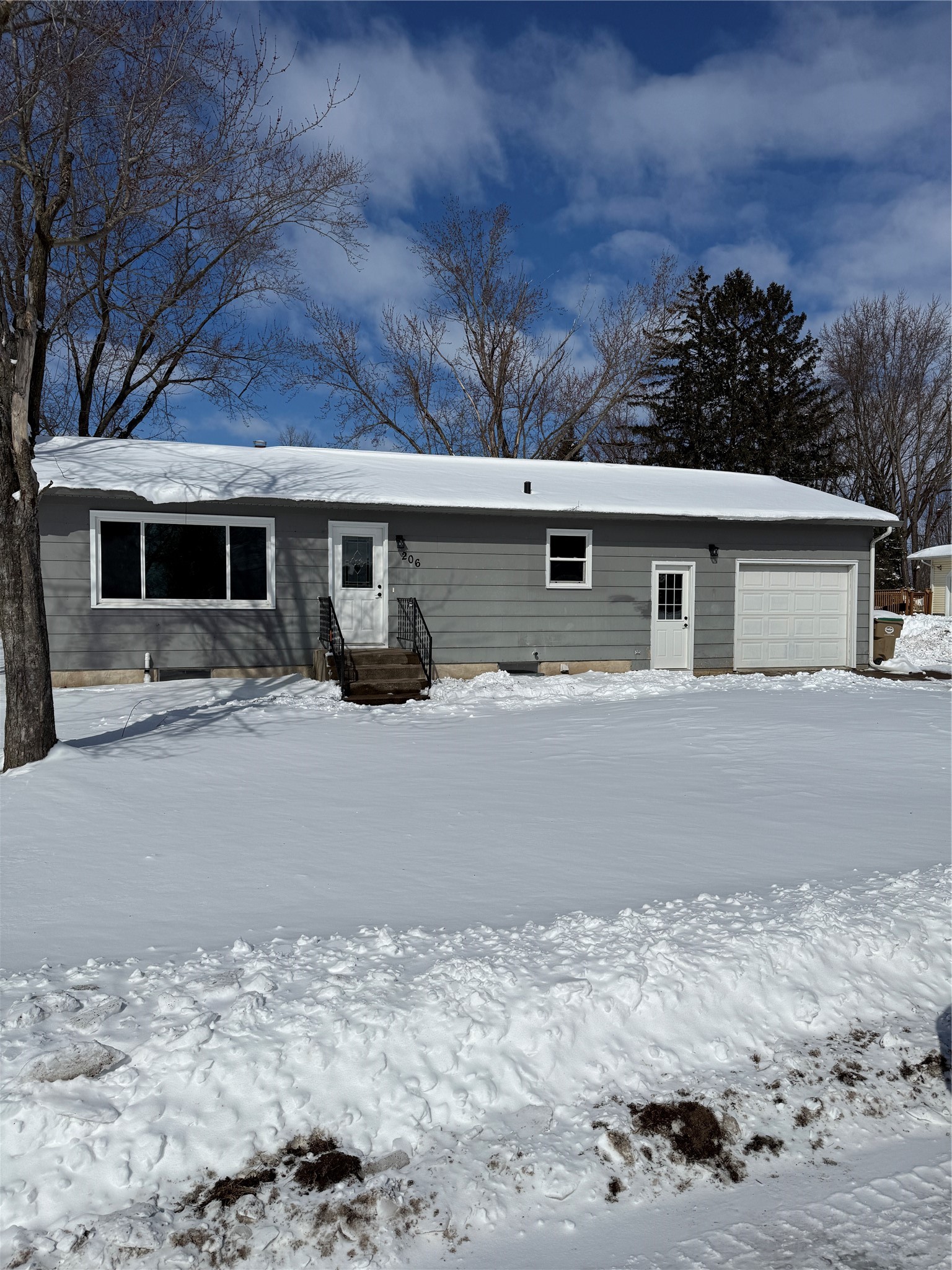 206 3rd Avenue Chippewa Falls, WI 54729 - Photo 1 of 1