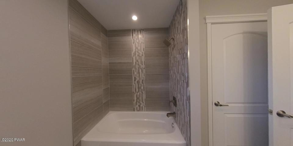 604 Cold Spring Lane East Stroudsburg, PA 18302 - Photo 20 of 24