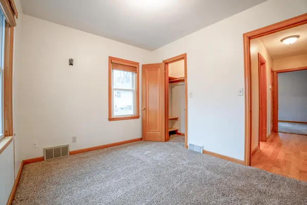 $179,000 | 122 1st Avenue Northeast, Clara City, MN 56222