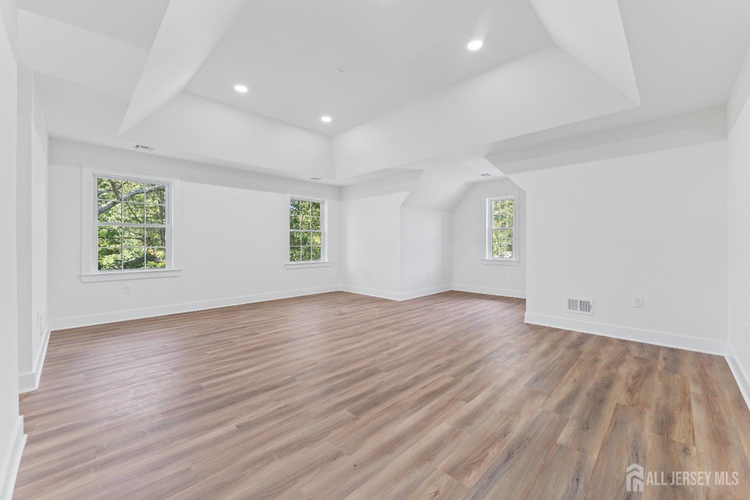 571 Marlboro Road Old Bridge, NJ 08857 - Photo 21 of 32 Gallery Image 21