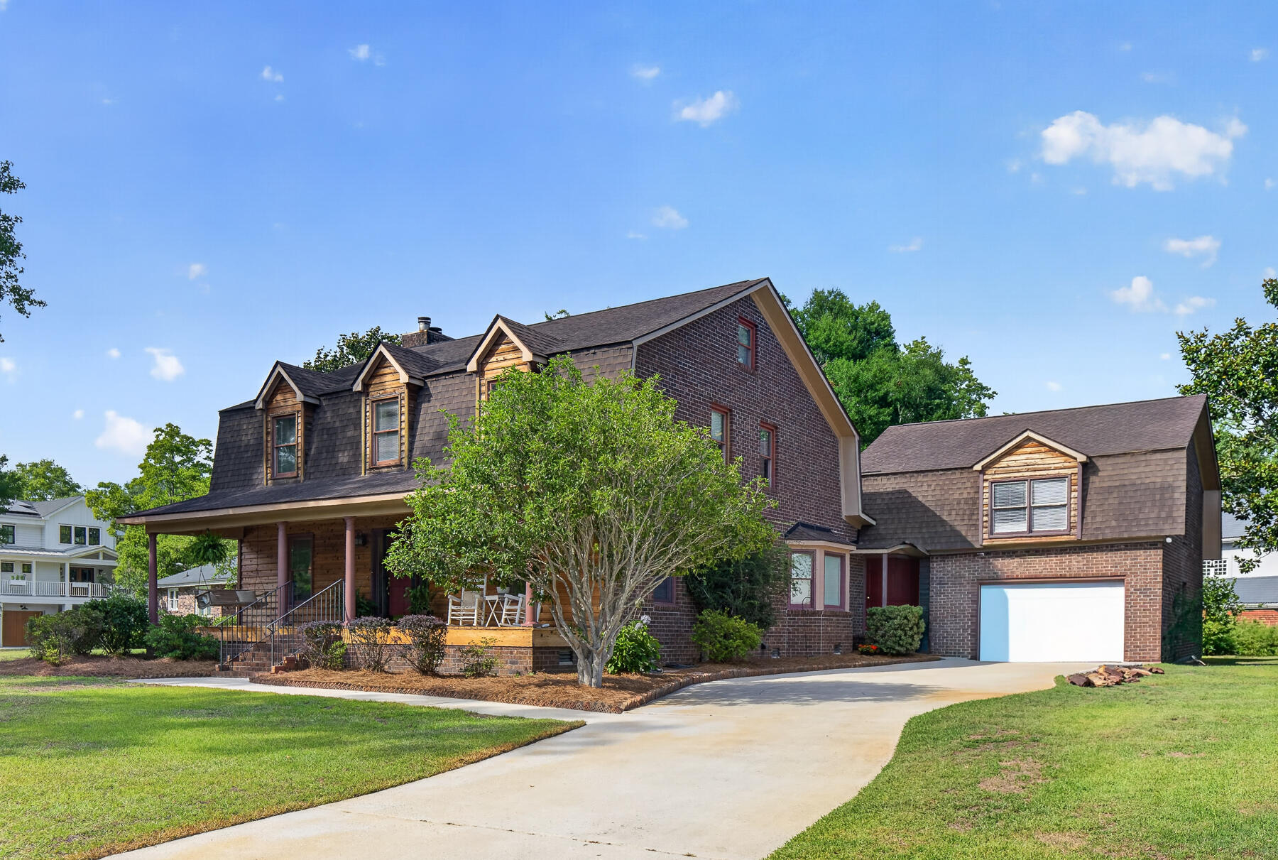 800 Milldenhall Road Mount Pleasant, SC 29464 - Photo 4 of 51
