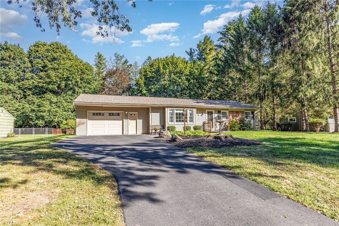 19 Crossfield Road Perinton, NY 14450 - Photo 2 of 28