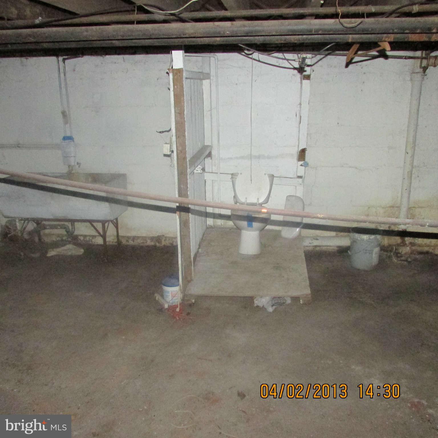4016 Fairfax Road Baltimore, MD 21216 - Photo 25 of 30 Basement