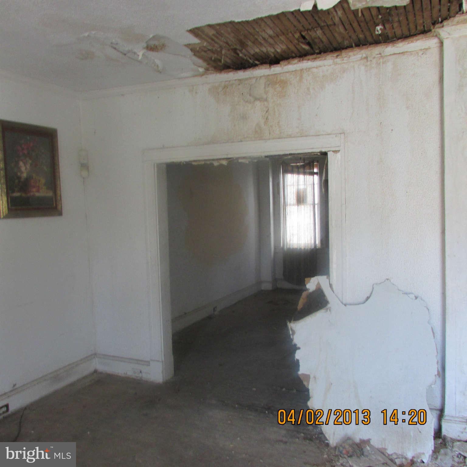4016 Fairfax Road Baltimore, MD 21216 - Photo 4 of 30 Interior (General)