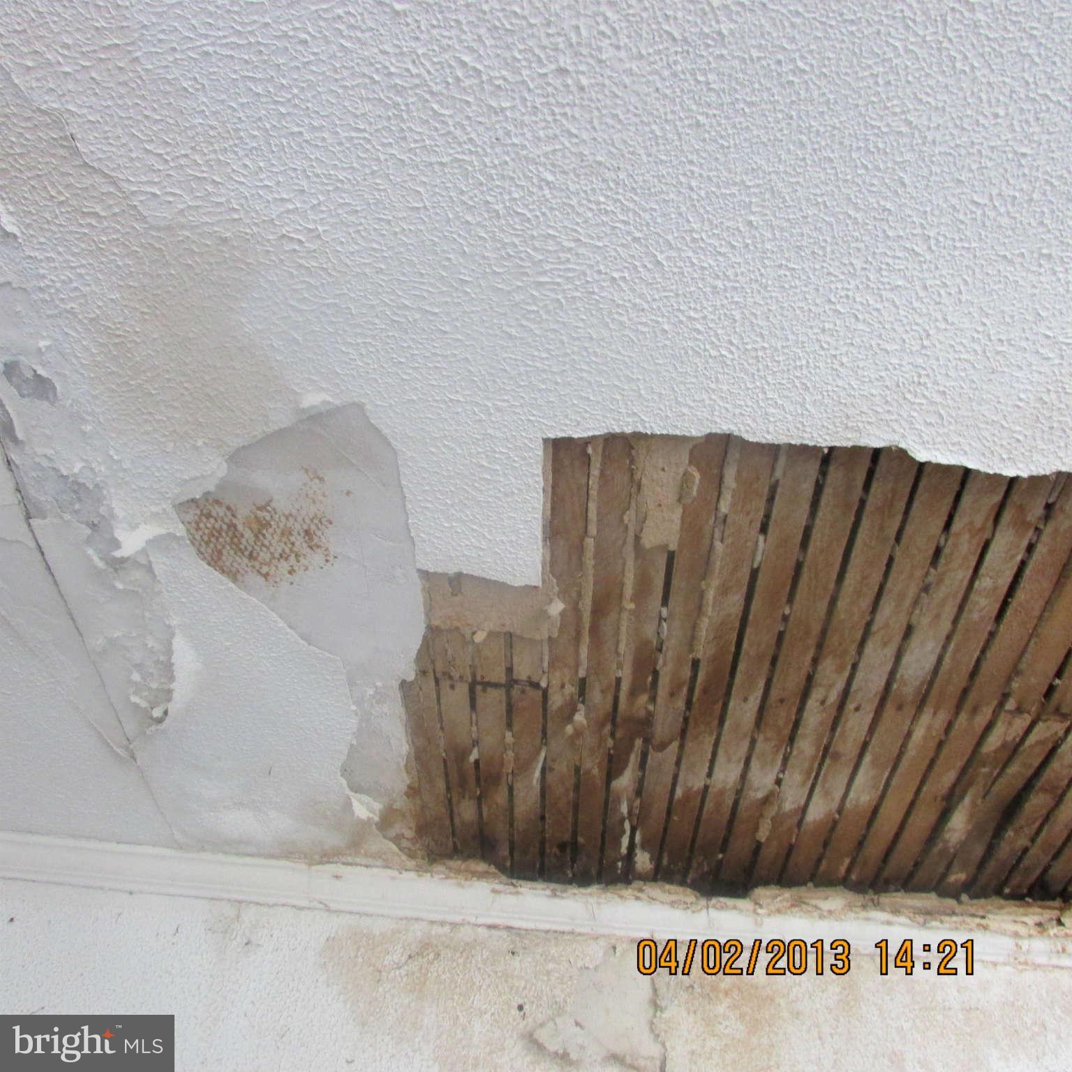 4016 Fairfax Road Baltimore, MD 21216 - Photo 5 of 30 Interior (General)