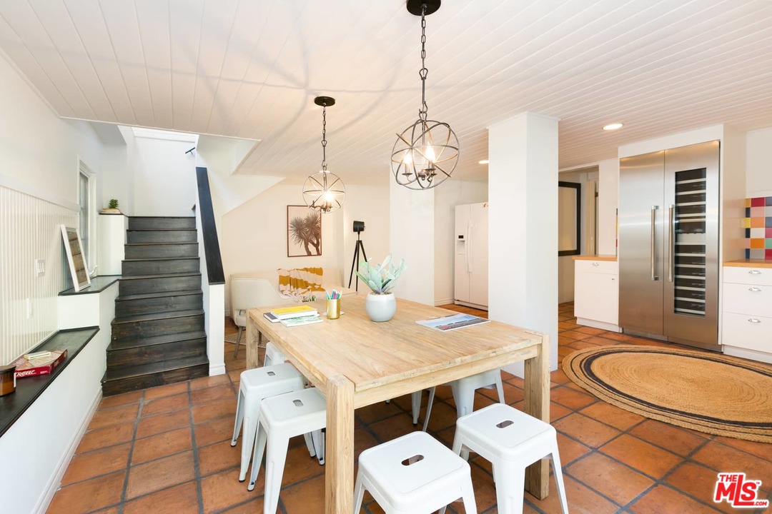 4115 Holly Knoll Drive Los Angeles, CA 90027 - Photo 23 of 29