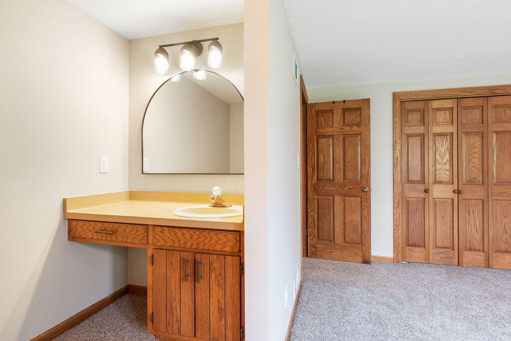 16995 West Small Road New Berlin, WI 53151 - Photo 32 of 48 Upper Bedroom Sink & Dressing Area