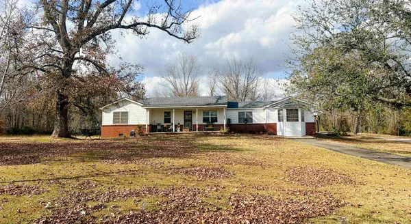 $279,000 | 2884 Sandy Flat Road, Bethel Springs, TN 38315